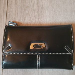 Guess women black Card and Coin Wallet with snap closure